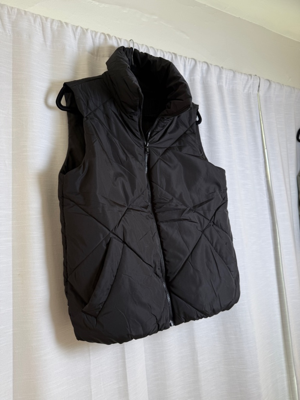 Black Quilted Puffer Vest Zip Up Lightweight Layering Jacket Women | Size L - Picture 6 of 10